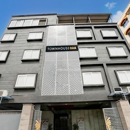 Super Townhouse Oak Sayhallo Ecstasy Bhubaneswar Eksteriør billede