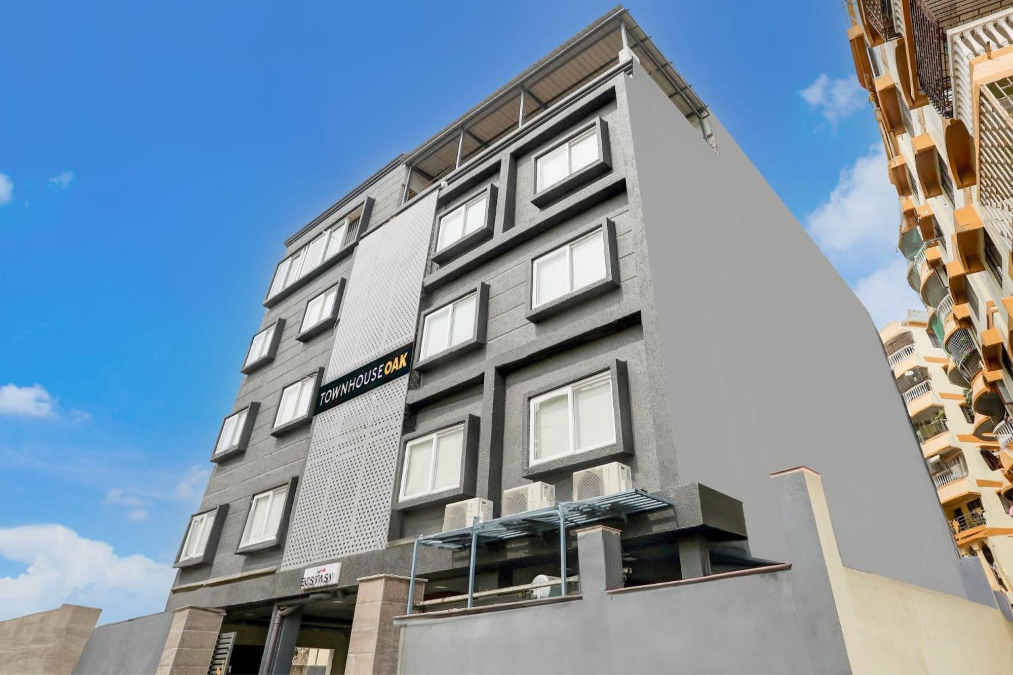 Super Townhouse Oak Sayhallo Ecstasy Bhubaneswar Eksteriør billede